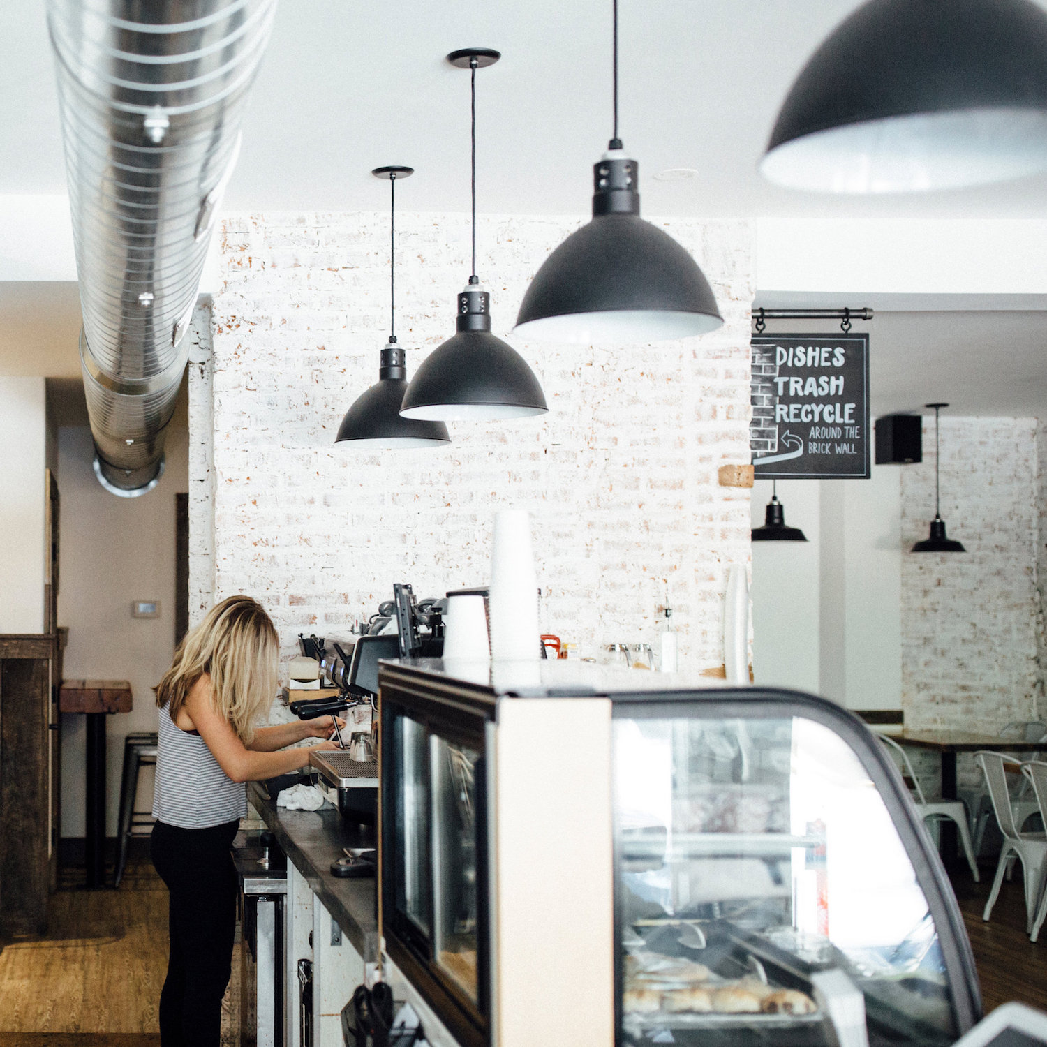 Wilcox Vented Cord Pendant | Photo Courtesy of Madeline Broderick Photography, The Chris & Claude Company and Café One Eight